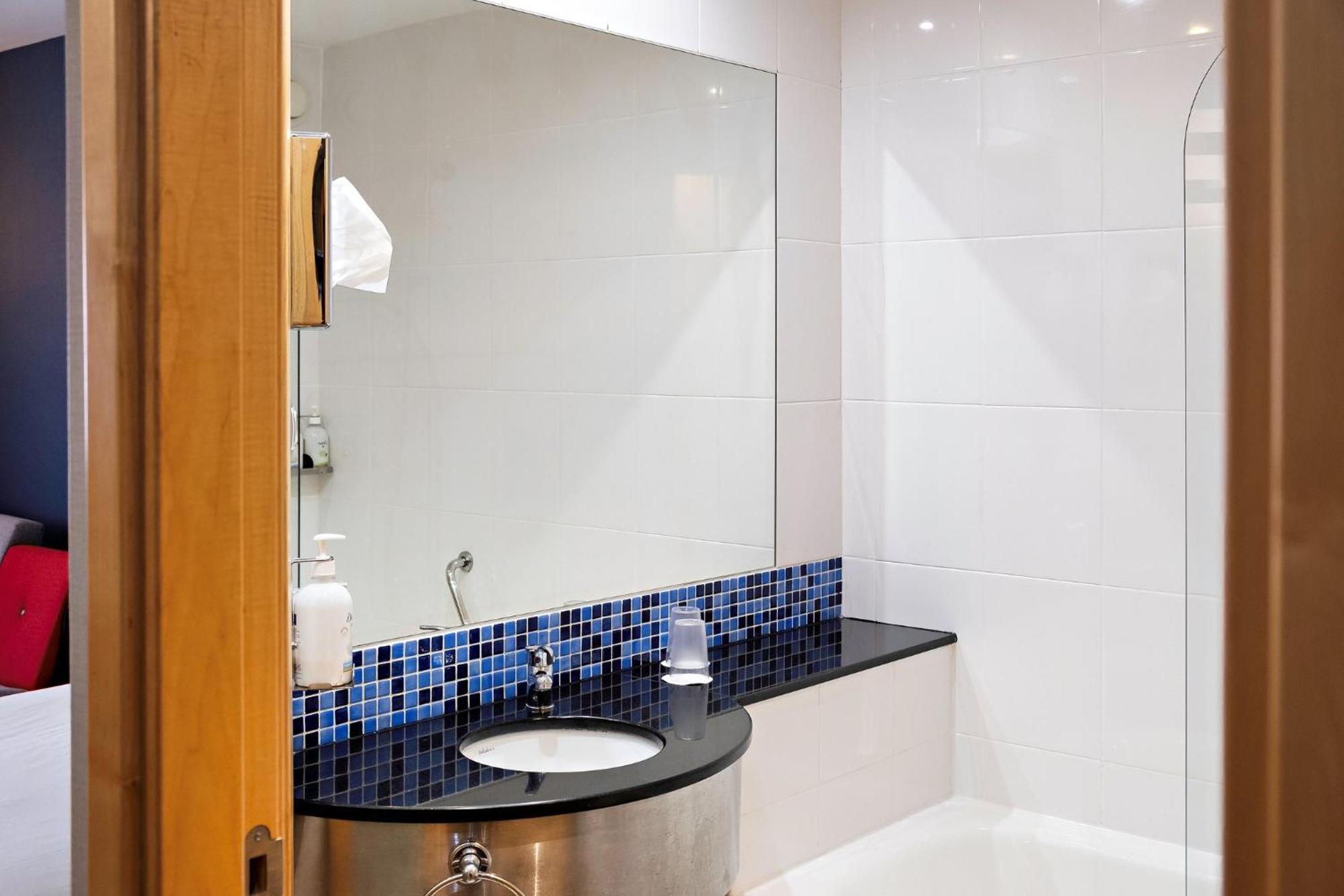Holiday Inn Express Malaga Airport By Ihg Luaran gambar